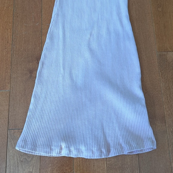 Light pink ribbed golf dress - Picture 2 of 4